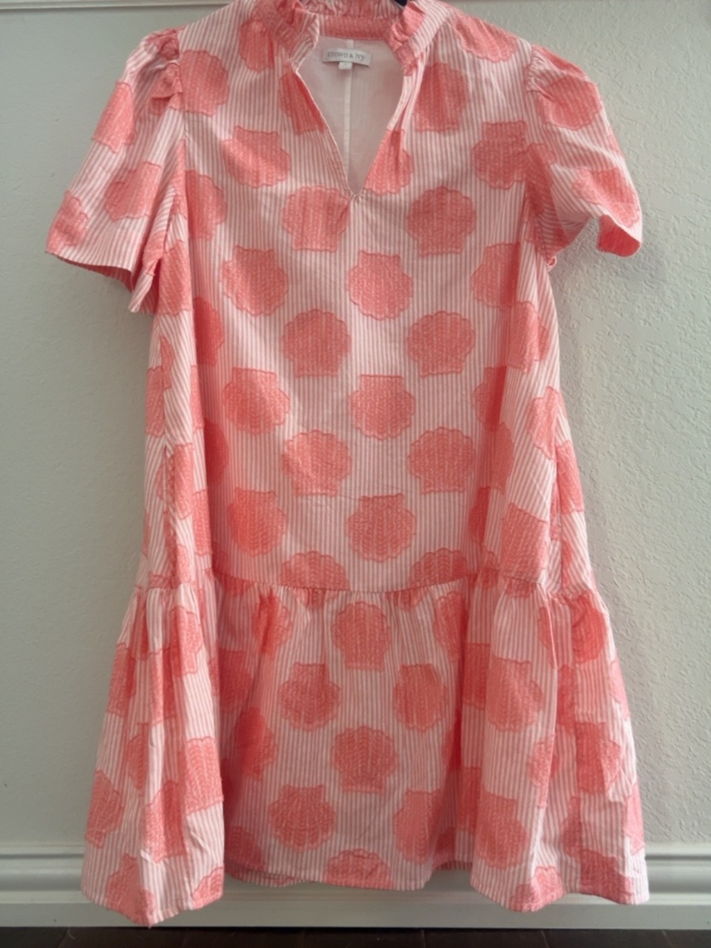 Crown & Ivy Pink Coral Shell Print Ruffle Neck Dress Size S